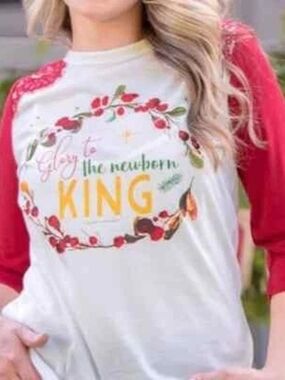 Southern Grace Cream Raglan Tee with Red Sleeves and Yellow 'KING' Graphic